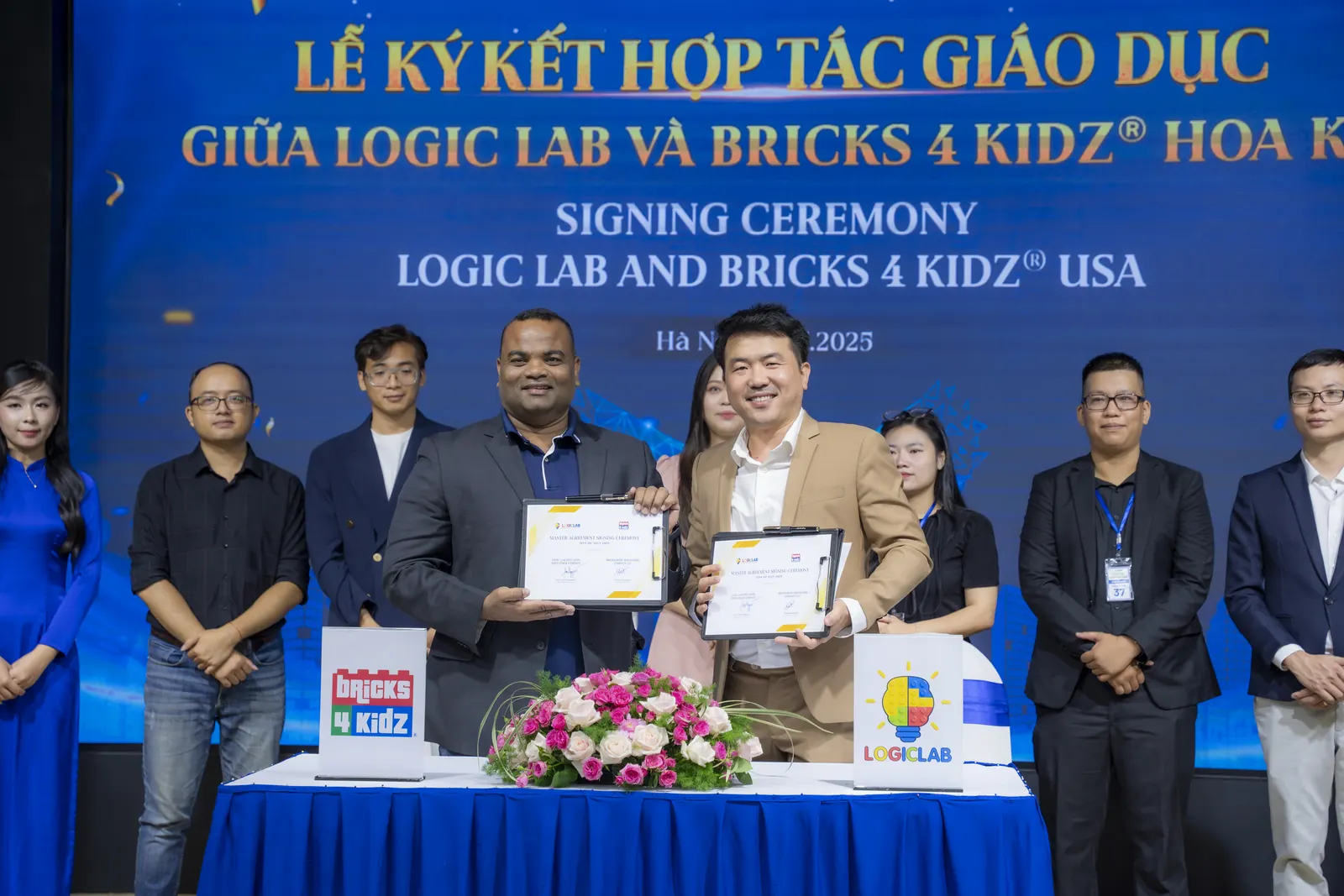 LogicLab and Bricks 4 Kidz USA strategic partnership signing ceremony